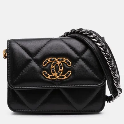 Pre-owned Chanel Black Lambskin 19 Flap Coin Purse With Chain