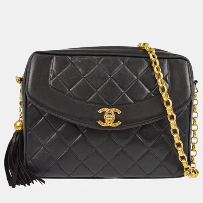 Pre-owned Chanel Black Lambskin Camera Bag Small