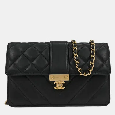 Pre-owned Chanel Black Lambskin Chevron Woc Wallet On Chain