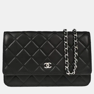 Pre-owned Chanel Black Lambskin Classic Woc Wallet On Chain