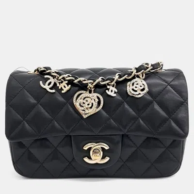 Pre-owned Chanel Black Lambskin Leather New Mini Charm Bag
