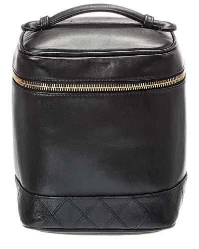 Pre-owned Chanel Black Lambskin Leather Vertical Cosmetic Case (authentic Pre-loved)