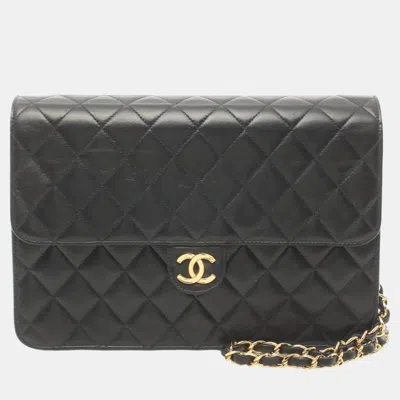 Pre-owned Chanel Black Lambskin Matelasse Shoulder Bag