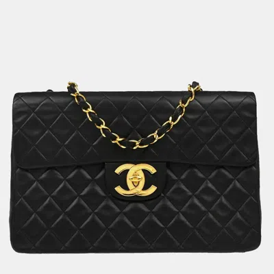 Pre-owned Chanel Black Lambskin Maxi Classic Flap Shoulder Bag