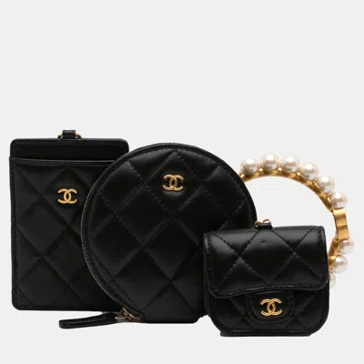 Pre-owned Chanel Black Lambskin Pearl Crown Cc Wristlet Multi Pouches