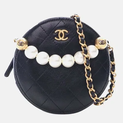 Pre-owned Chanel Black Lambskin Pearl Round Clutch On Chain