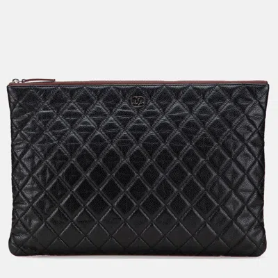 Pre-owned Chanel Black Large Quilted Caviar O Case Clutch