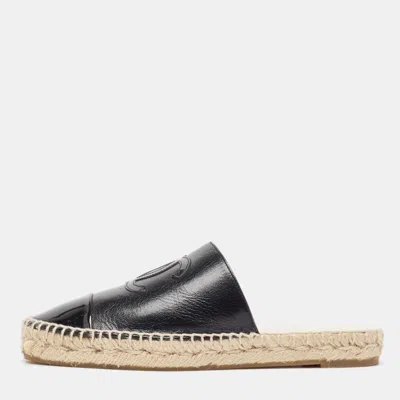 Pre-owned Chanel Black Leather And Patent Cc Espadrille Flat Mules Size 37