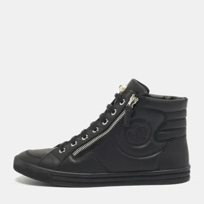 Pre-owned Chanel Black Leather And Rubber High Top Sneakers Size 38