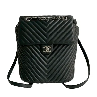 Pre-owned Chanel Black Leather Backpack ()