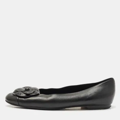 Pre-owned Chanel Black Leather Cc Camellia Ballet Flats Size 41