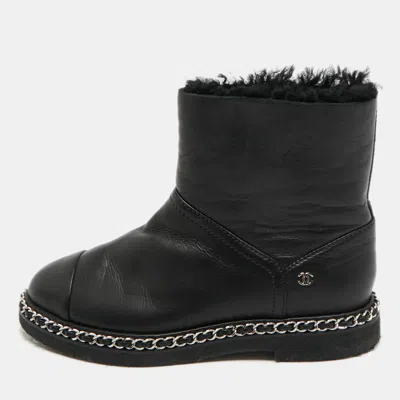 Pre-owned Chanel Black Leather Cc Cap Toe Chain Detail Ankle Length Boots Size 38