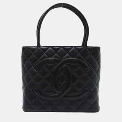 Pre-owned Chanel Black Leather Cc Caviar Medallion Tote