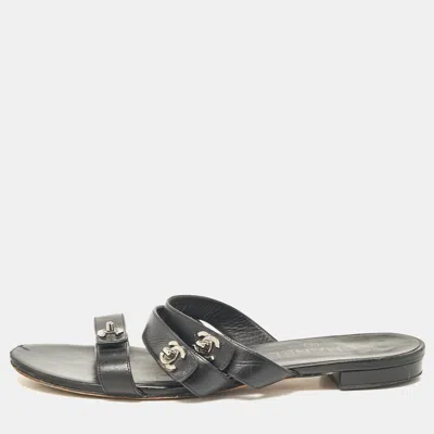 Pre-owned Chanel Black Leather Cc Turnlock Triple Strap Flat Slides Size 40