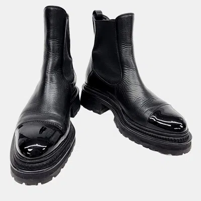 Pre-owned Chanel Black Leather Chelsea Boots