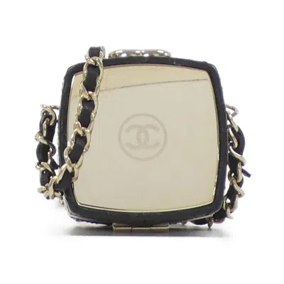Pre-owned Chanel Black Leather Clutch Bag ()