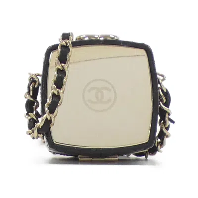Pre-owned Chanel Black Leather Clutch Bag ()