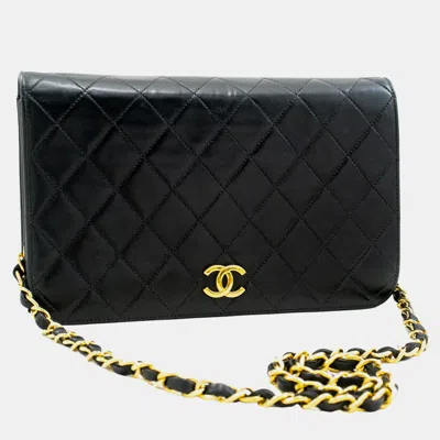 Pre-owned Chanel Black Leather Flap Bag