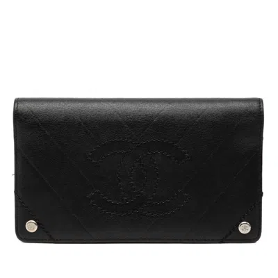 Pre-owned Chanel Black Leather Long Wallet (bi-fold) ()
