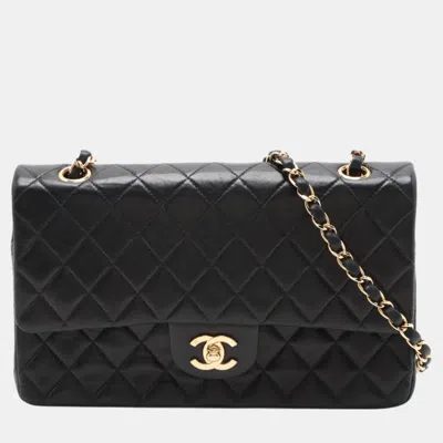 Pre-owned Chanel Black Leather Medium Classic Double Flap Bag