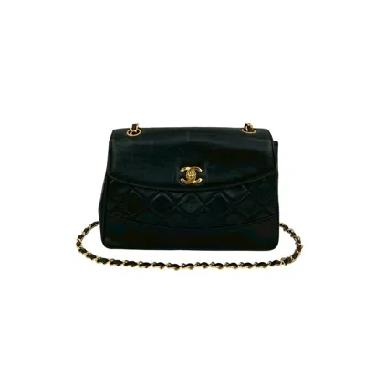 Pre-owned Chanel Black Leather Pochette Shoulder Bag ()