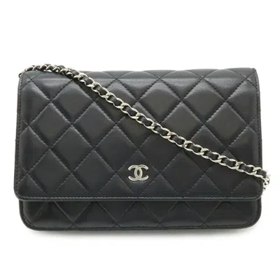 Pre-owned Chanel Black Leather Pochette Shoulder Bag ()