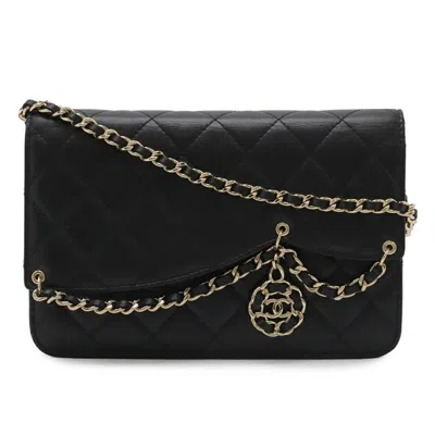Pre-owned Chanel Black Leather Pochette Shoulder Bag ()