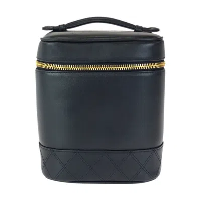 Pre-owned Chanel Black Leather Pouch Vanity Bag ()