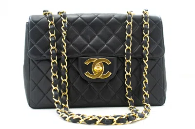 Pre-owned Chanel Black Leather Shoulder Bag ()