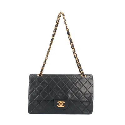 Pre-owned Chanel Black Leather Shoulder Bag ()