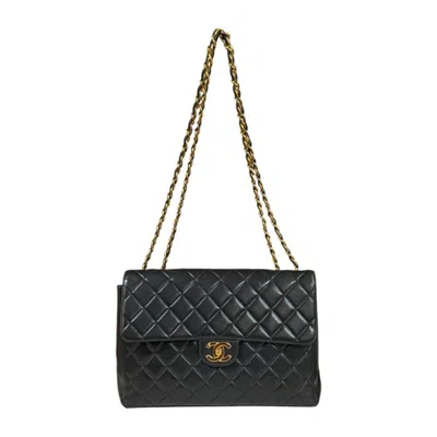 Pre-owned Chanel Black Leather Shoulder Bag ()