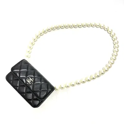 Pre-owned Chanel Black Leather Shoulder Bag ()