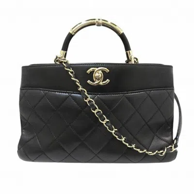 Pre-owned Chanel Black Leather Shoulder Bag ()