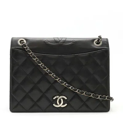 Pre-owned Chanel Black Leather Shoulder Bag ()
