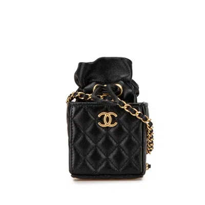 Pre-owned Chanel Black Leather Shoulder Bag ()
