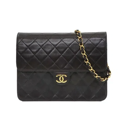 Pre-owned Chanel Black Leather Shoulder Bag ()