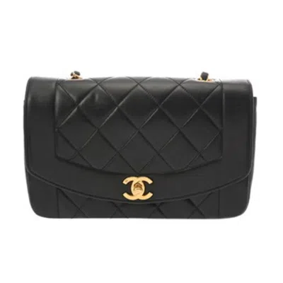 Pre-owned Chanel Black Leather Shoulder Bag ()