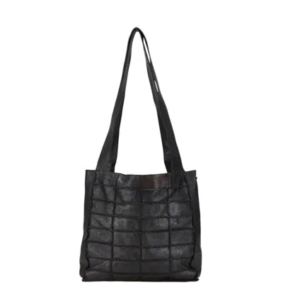 Pre-owned Chanel Black Leather Shoulder Bag ()