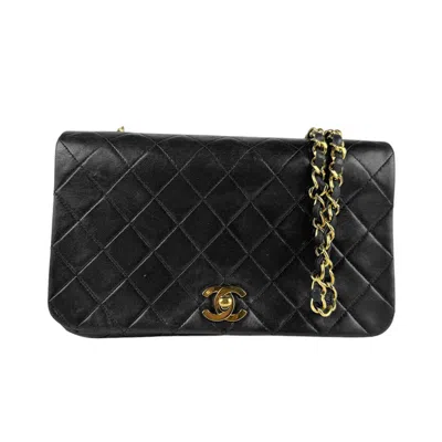 Pre-owned Chanel Black Leather Shoulder Bag ()