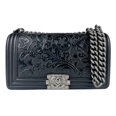 Pre-owned Chanel Black Leather Shoulder Bag ()