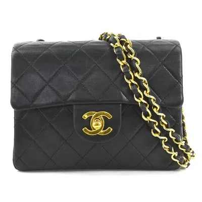 Pre-owned Chanel Black Leather Shoulder Bag ()