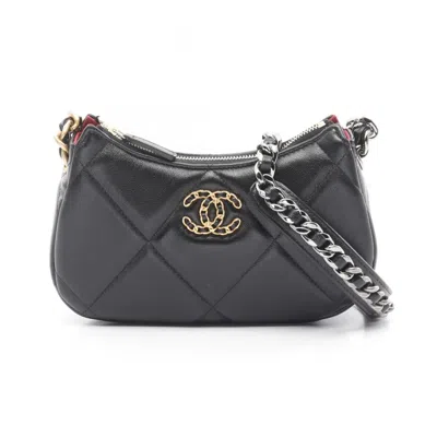Pre-owned Chanel Black Leather Shoulder Bag ()