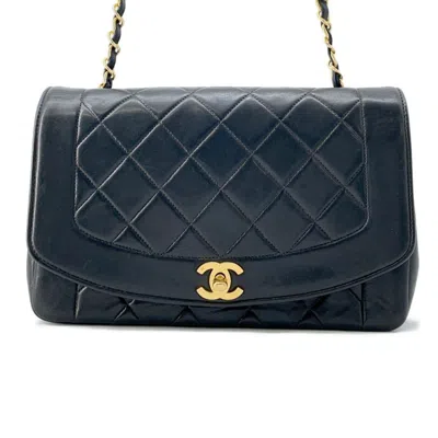Pre-owned Chanel Black Leather Shoulder Bag ()
