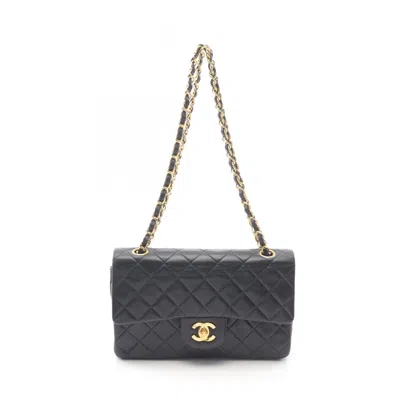 Pre-owned Chanel Black Leather Shoulder Bag ()