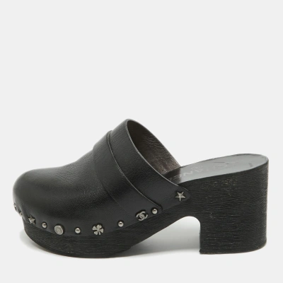 Pre-owned Chanel Black Leather Studded Platform Clogs Size 37