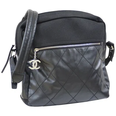 Pre-owned Chanel Black Leather Textile Shoulder Bag / Backpack