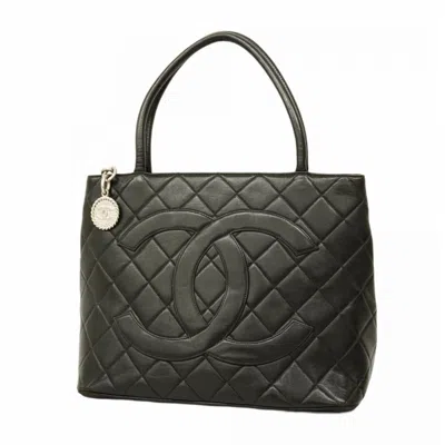 Pre-owned Chanel Black Leather Tote Bag ()