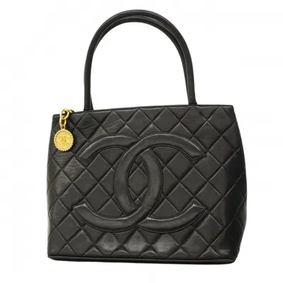Pre-owned Chanel Black Leather Tote Bag ()