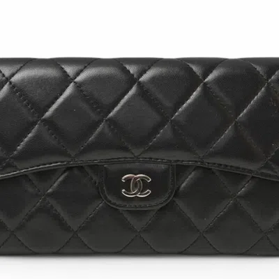 Pre-owned Chanel Black Leather Wallet (tri-fold) ()