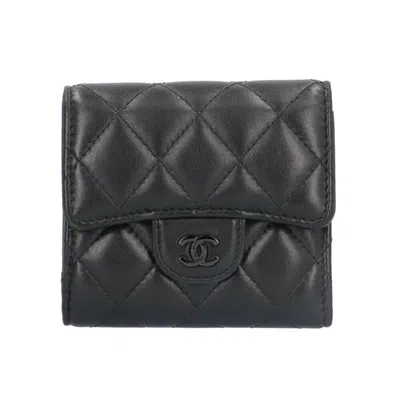 Pre-owned Chanel Black Leather Wallet (tri-fold) ()